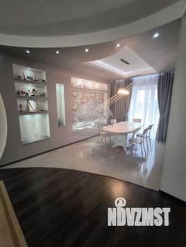 Коттедж 202м², 2-этажный, участок 7 сот.