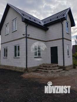 Коттедж 109м², 2-этажный, участок 7 сот.