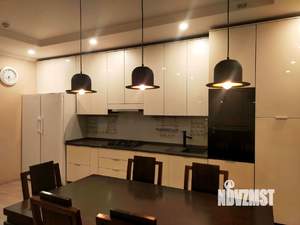 Таунхаус 208м², 3-этажный, участок 2 сот.