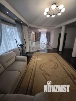 Коттедж 202м², 2-этажный, участок 7 сот.