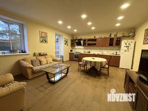 Дом 369м², 3-этажный, участок 11 сот.