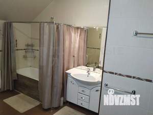 Коттедж 144м², 2-этажный, участок 6 сот.