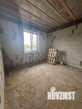 Таунхаус 180м², 2-этажный, участок 5 сот.  