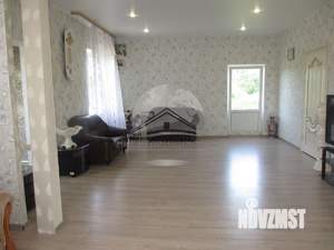 Коттедж 160м², 2-этажный, участок 6 сот.  