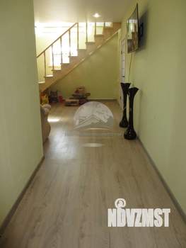 Коттедж 160м², 2-этажный, участок 6 сот.  