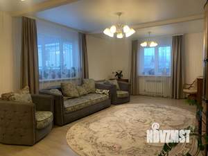 Дом 230м², 2-этажный, участок 7 сот.  