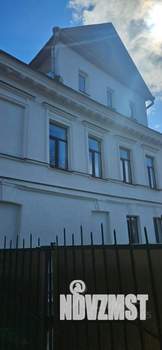Дом 228м², 3-этажный, участок 10 сот.  