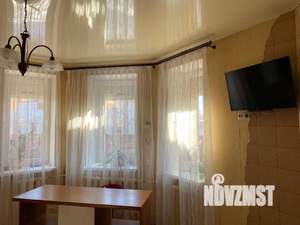 Коттедж 385м², 3-этажный, участок 8 сот.  