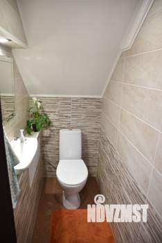 Дом 250м², 2-этажный, участок 10 сот.  