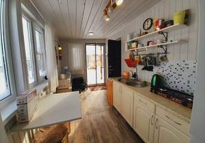 Дом 60м², 2-этажный, участок 6 сот.  