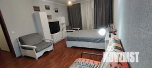 1-к квартира, посуточно, 44м2, 7/9 этаж