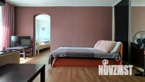 2-к квартира, посуточно, 42м2, 4/4 этаж