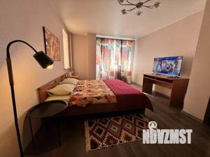 1-к квартира, посуточно, 37м2, 1/1 этаж