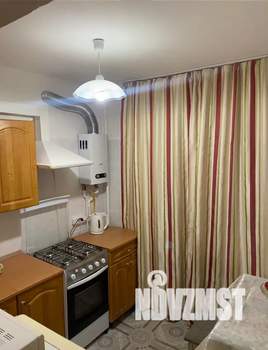 2-к квартира, посуточно, 44м2, 3/5 этаж