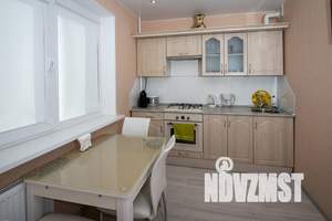 1-к квартира, посуточно, 40м2, 2/9 этаж