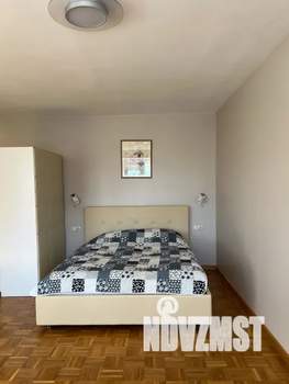 Студия квартира, посуточно, 32м2, 2/5 этаж