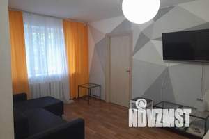 2-к квартира, посуточно, 45м2, 1/5 этаж