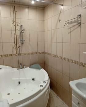 3-к квартира, на длительный срок, 90м2, 3/4 этаж