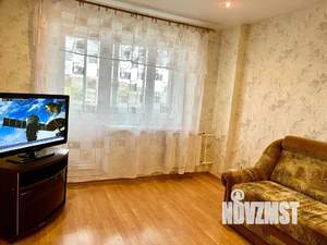 1-к квартира, посуточно, 54м2, 1/1 этаж