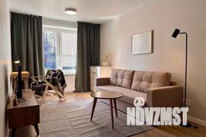1-к квартира, посуточно, 37м2, 1/10 этаж