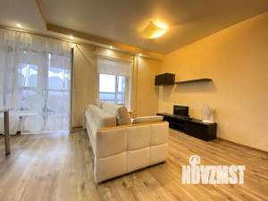 Студия квартира, посуточно, 40м2, 14/18 этаж