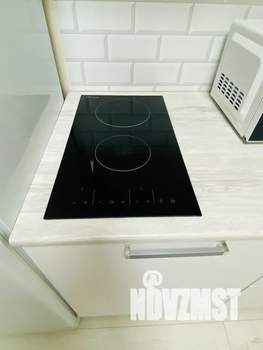 1-к квартира, посуточно, 33м2, 1/9 этаж