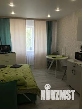 Студия квартира, посуточно, 17м2, 2/5 этаж