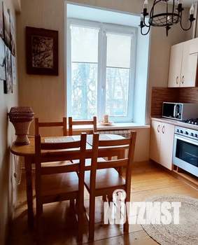 2-к квартира, посуточно, 42м2, 2/4 этаж