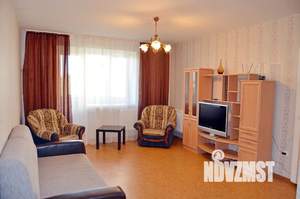 1-к квартира, посуточно, 54м2, 3/9 этаж