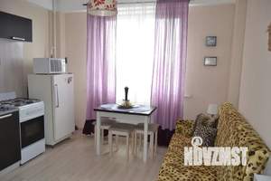 1-к квартира, посуточно, 50м2, 4/10 этаж