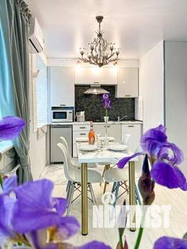 1-к квартира, посуточно, 50м2, 1/1 этаж