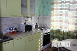 2-к квартира, посуточно, 58м2, 1/1 этаж