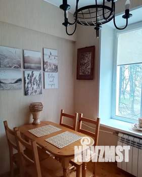 2-к квартира, посуточно, 42м2, 2/4 этаж