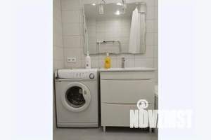1-к квартира, посуточно, 41м2, 1/9 этаж