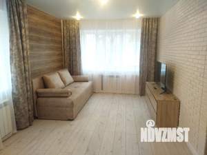 1-к квартира, посуточно, 32м2, 2/4 этаж
