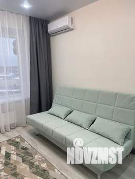 1-к квартира, посуточно, 37м2, 4/9 этаж