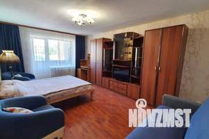 1-к квартира, посуточно, 45м2, 3/6 этаж