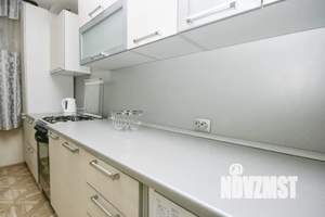 1-к квартира, посуточно, 40м2, 1/9 этаж