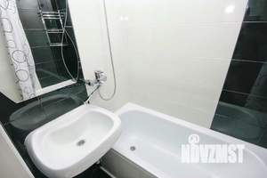 1-к квартира, посуточно, 37м2, 1/1 этаж