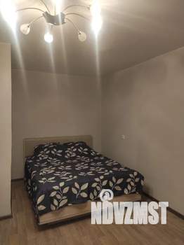 1-к квартира, посуточно, 38м2, 2/5 этаж