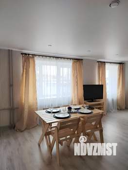 2-к квартира, посуточно, 50м2, 1/5 этаж