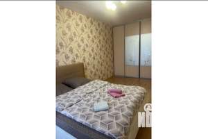 2-к квартира, посуточно, 47м2, 1/1 этаж