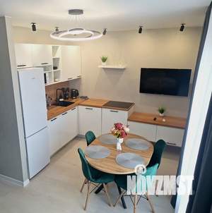 1-к квартира, посуточно, 49м2, 8/9 этаж