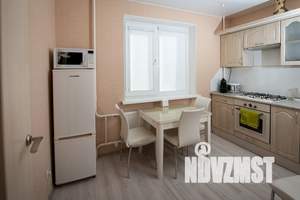 1-к квартира, посуточно, 40м2, 2/9 этаж