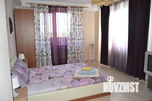 1-к квартира, посуточно, 50м2, 4/10 этаж