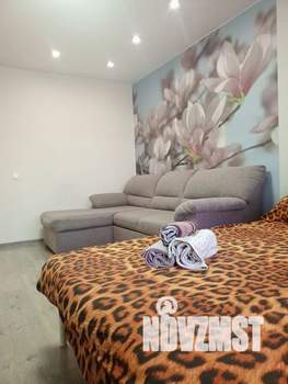 1-к квартира, посуточно, 48м2, 6/9 этаж