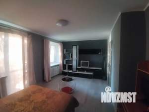 1-к квартира, посуточно, 32м2, 1/9 этаж