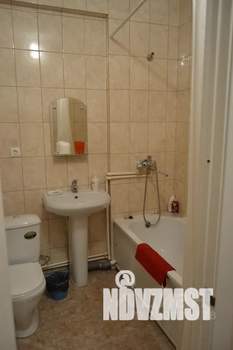 1-к квартира, посуточно, 50м2, 2/10 этаж