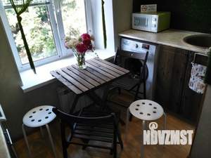 1-к квартира, посуточно, 31м2, 2/2 этаж