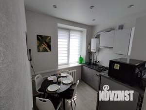 2-к квартира, посуточно, 42м2, 1/1 этаж